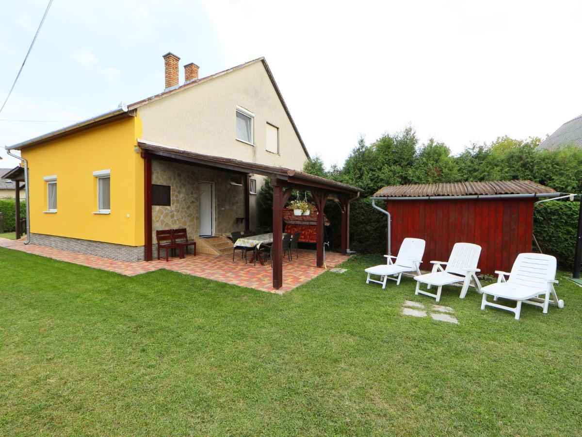 Holiday Home Hibiscus By Interhome บาลาตอนเคเรสตูร์ ภายนอก รูปภาพ